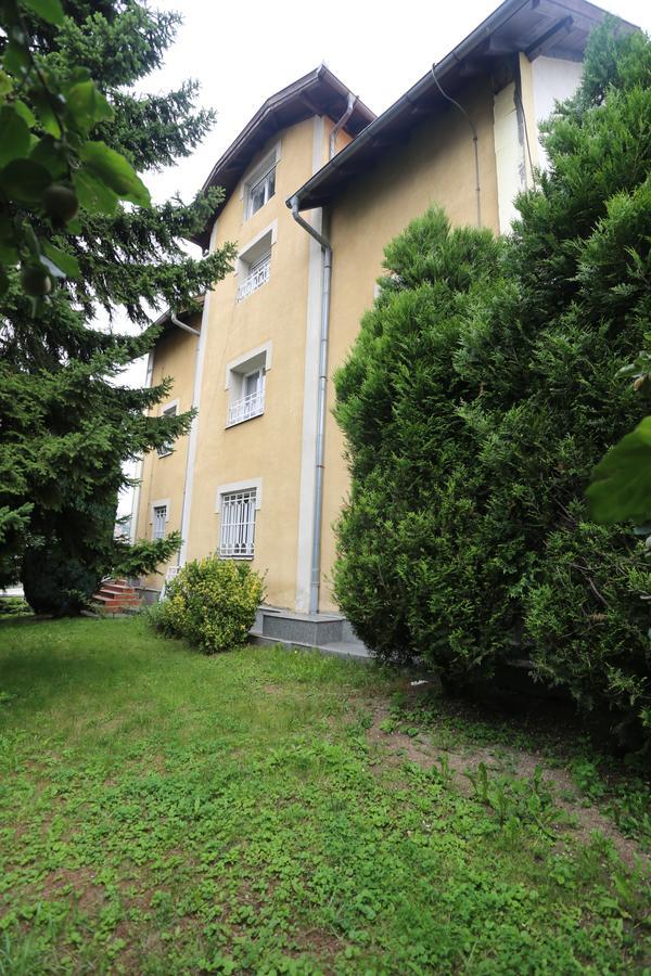 Apartments Villa Irma Sarajevo Bagian luar foto