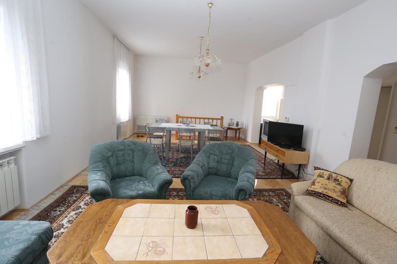 Apartments Villa Irma Sarajevo Bagian luar foto